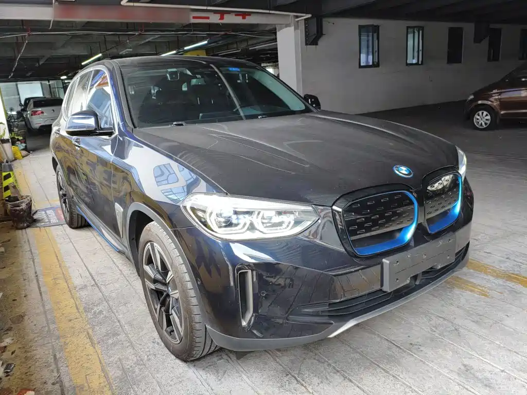 BMW iX3 — миниатюра 4