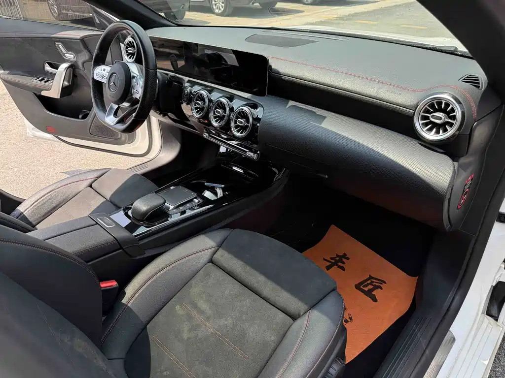 Mercedes-Benz CLA (Import) — миниатюра 6