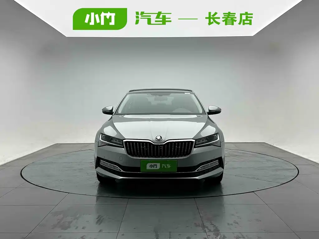 Skoda Superb — миниатюра 2