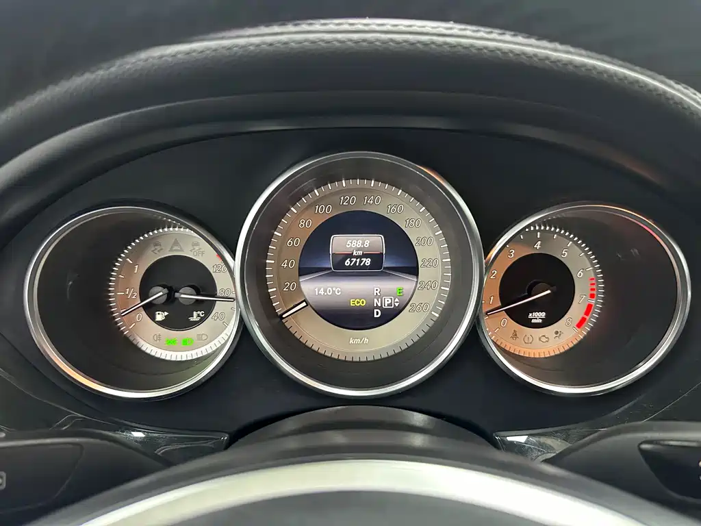 Mercedes-Benz CLS 2012 CLS 300 CGI