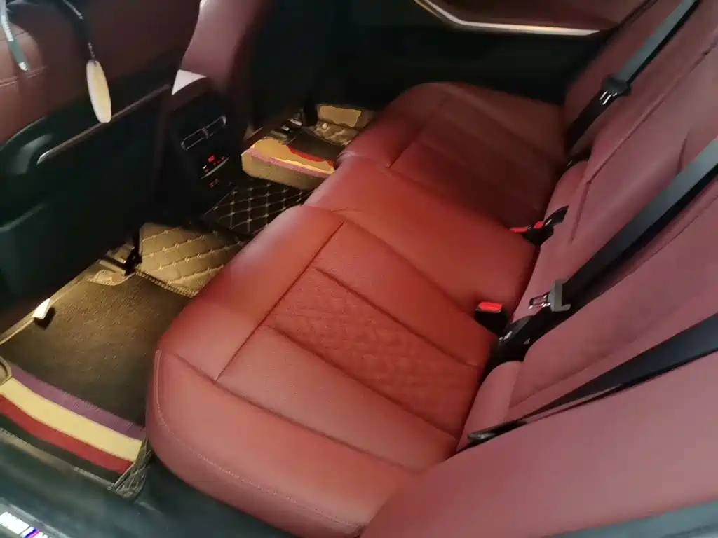 BMW 3 Series — миниатюра 17