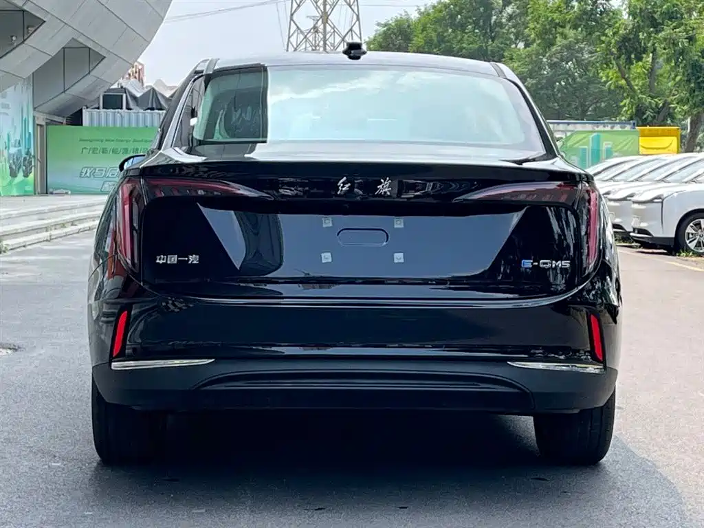 Hongqi E-QM5 2025 500km