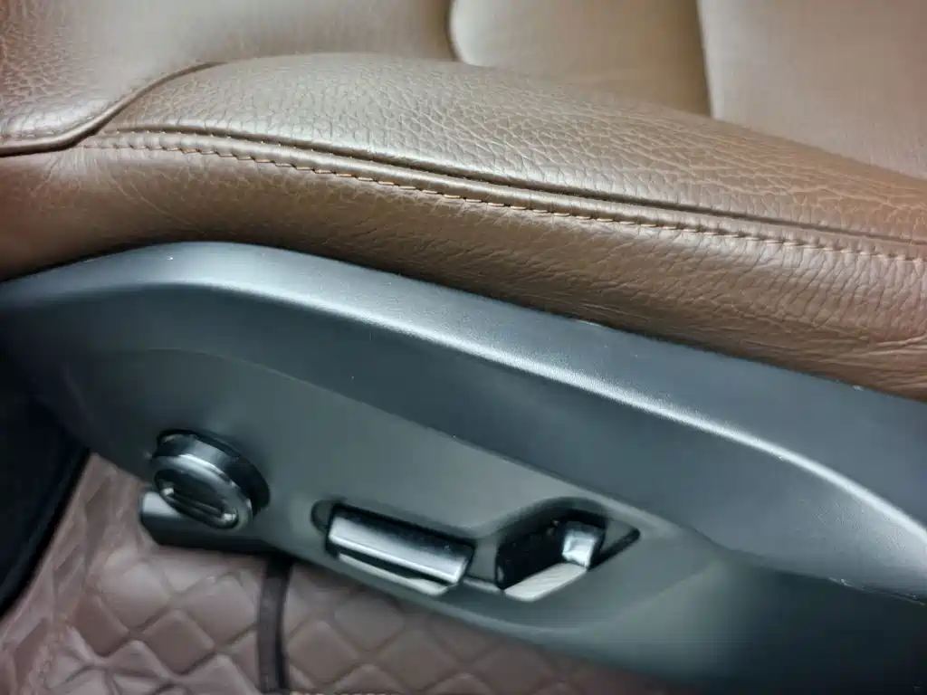Volvo XC60 — миниатюра 12