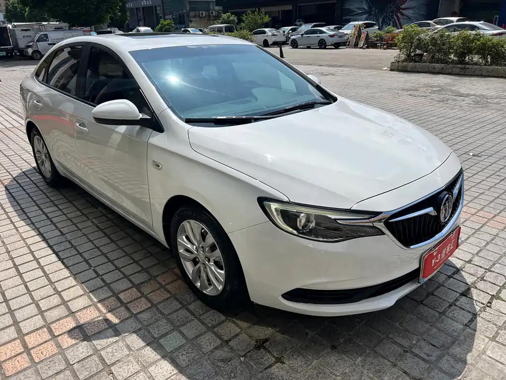 Buick Excelle — миниатюра 3
