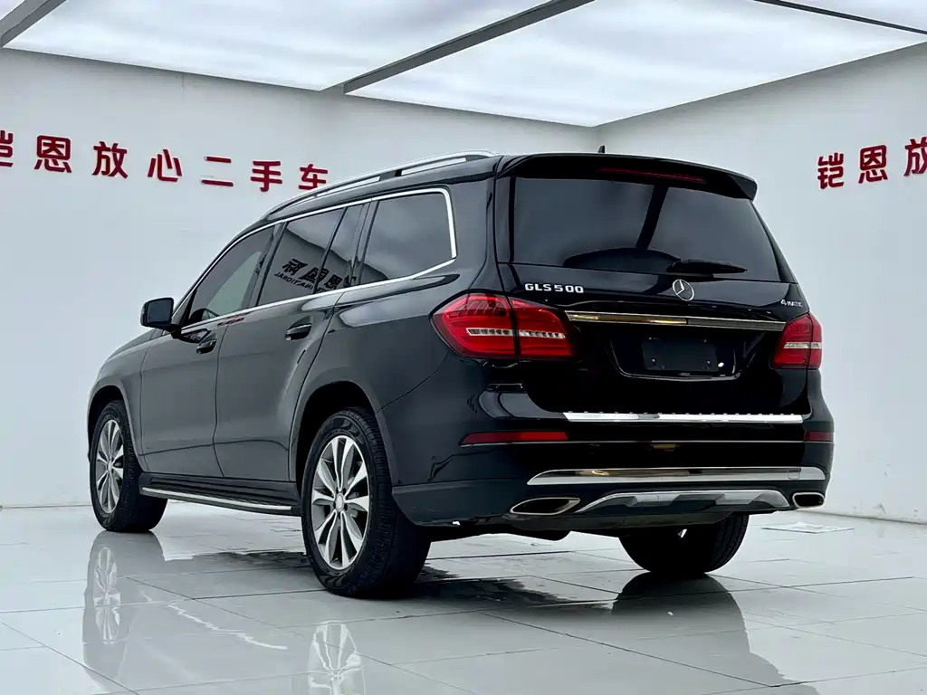 Mercedes-Benz GLS — миниатюра 8
