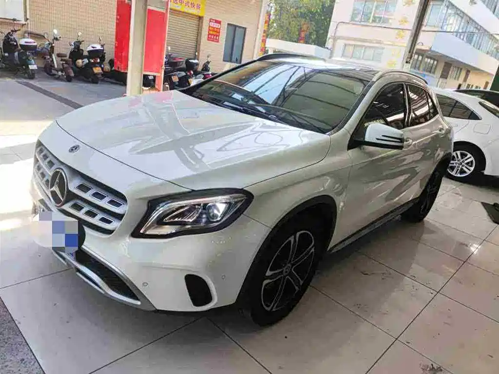 Mercedes-Benz GLA 2019