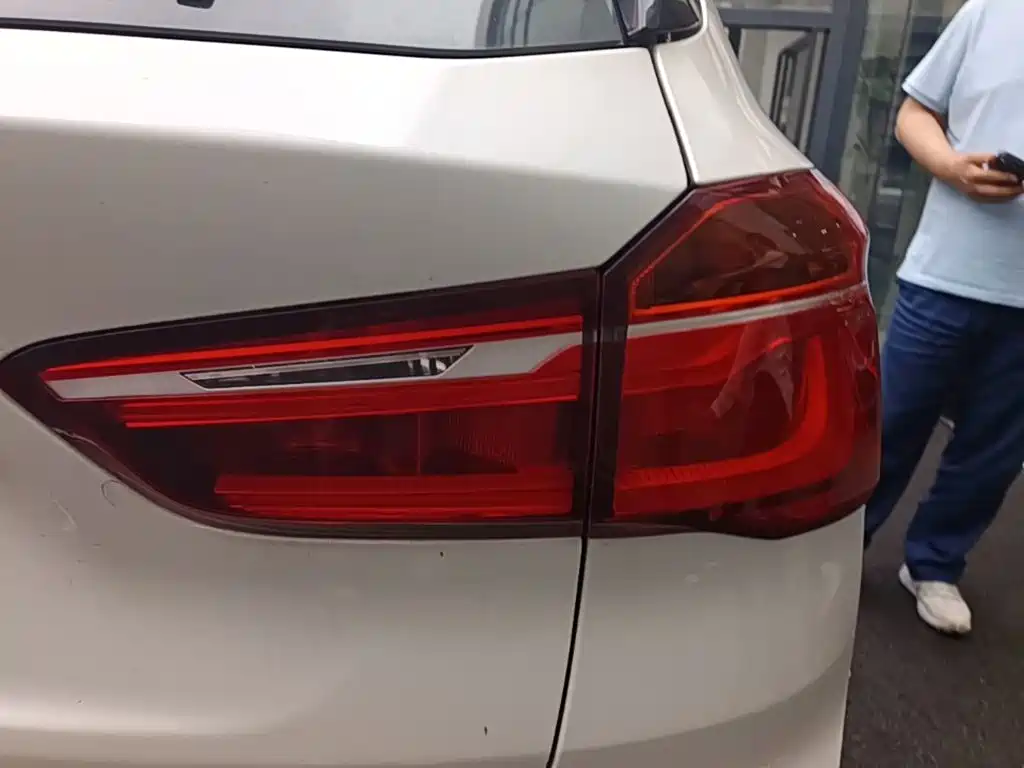 BMW X1 2018 sDrive20Li Lead