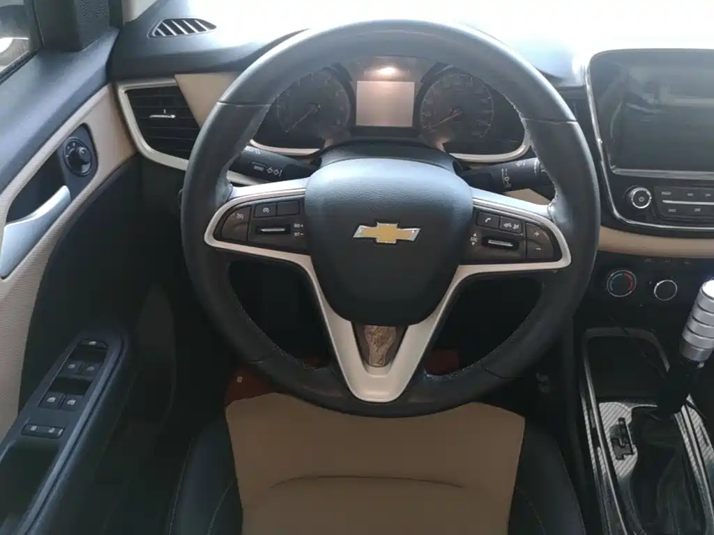 Chevrolet Monza — миниатюра 11