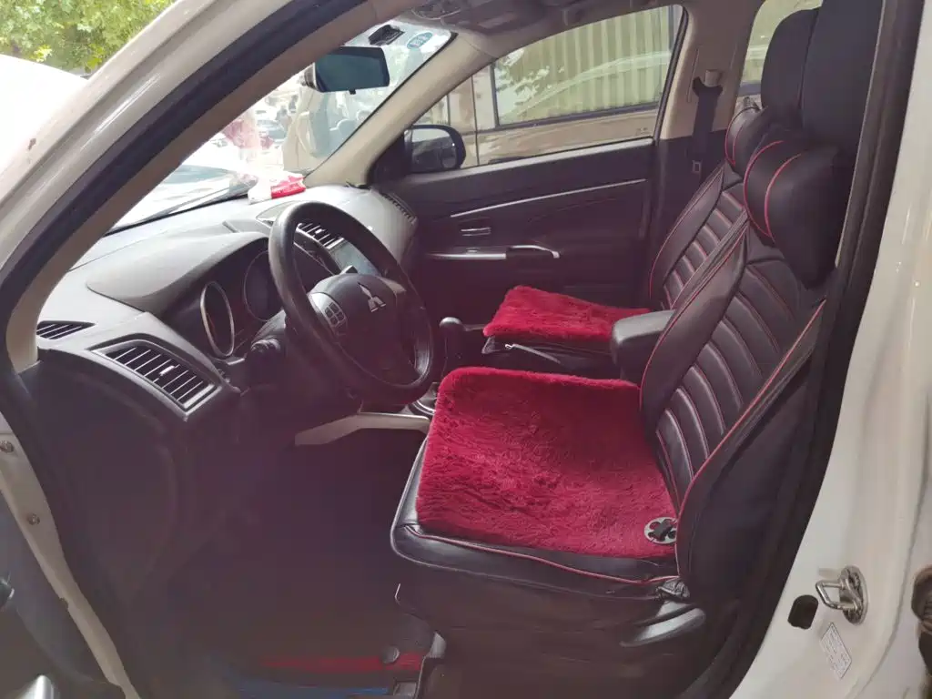 Mitsubishi ASX — миниатюра 11