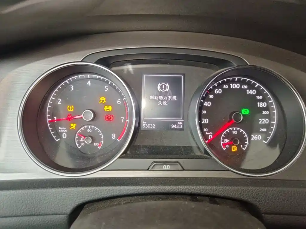 Volkswagen Golf — миниатюра 12