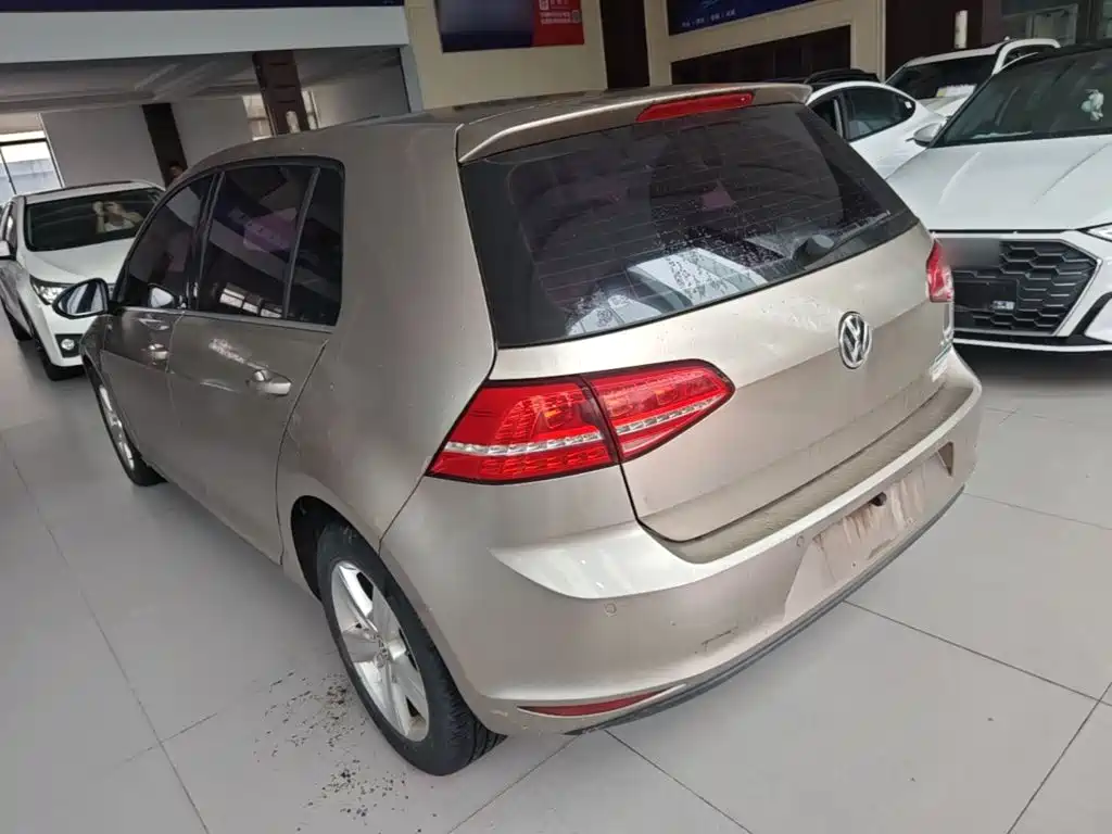 Volkswagen Golf — миниатюра 5