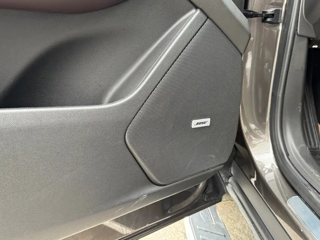 Cadillac XT6 — миниатюра 24
