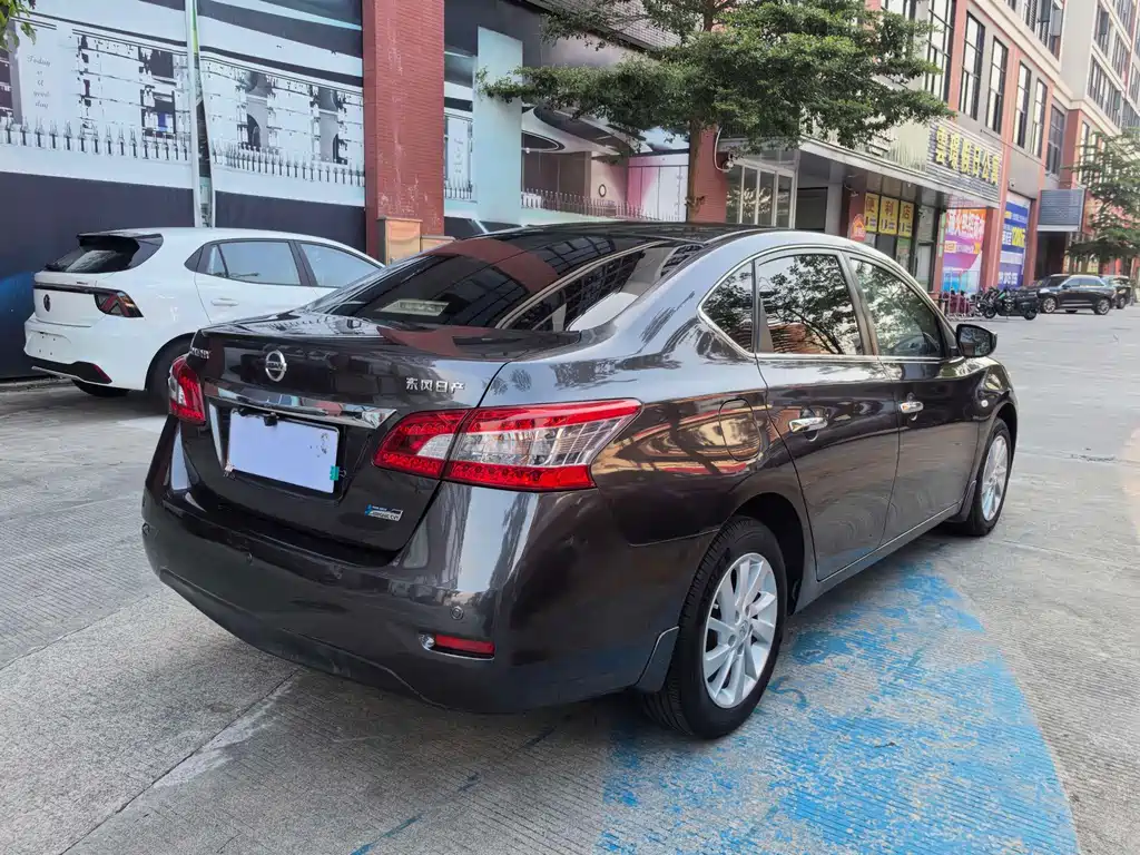 Nissan Sylphy — миниатюра 5