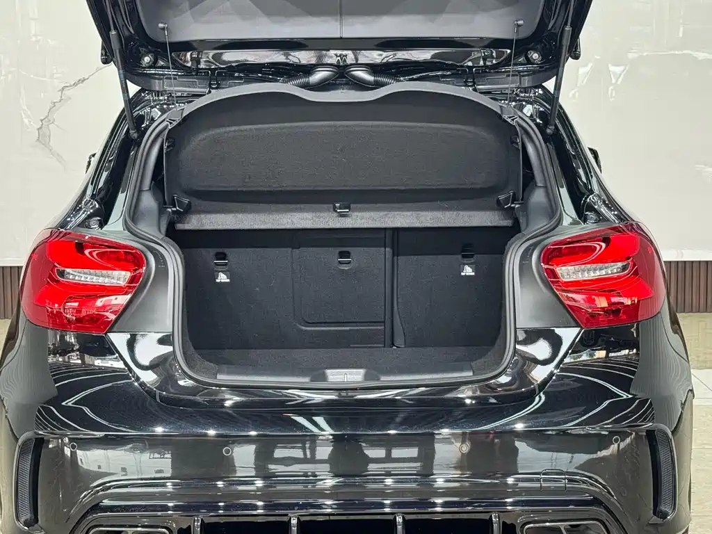 Mercedes-Benz A-Class AMG (Import) — миниатюра 20