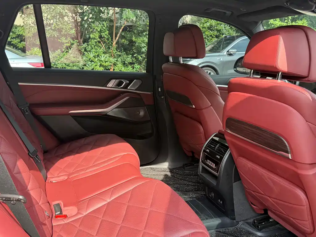 BMW X5 2023 xDrive 40Li M Sport
