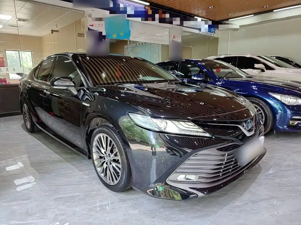 Toyota Camry — миниатюра 4