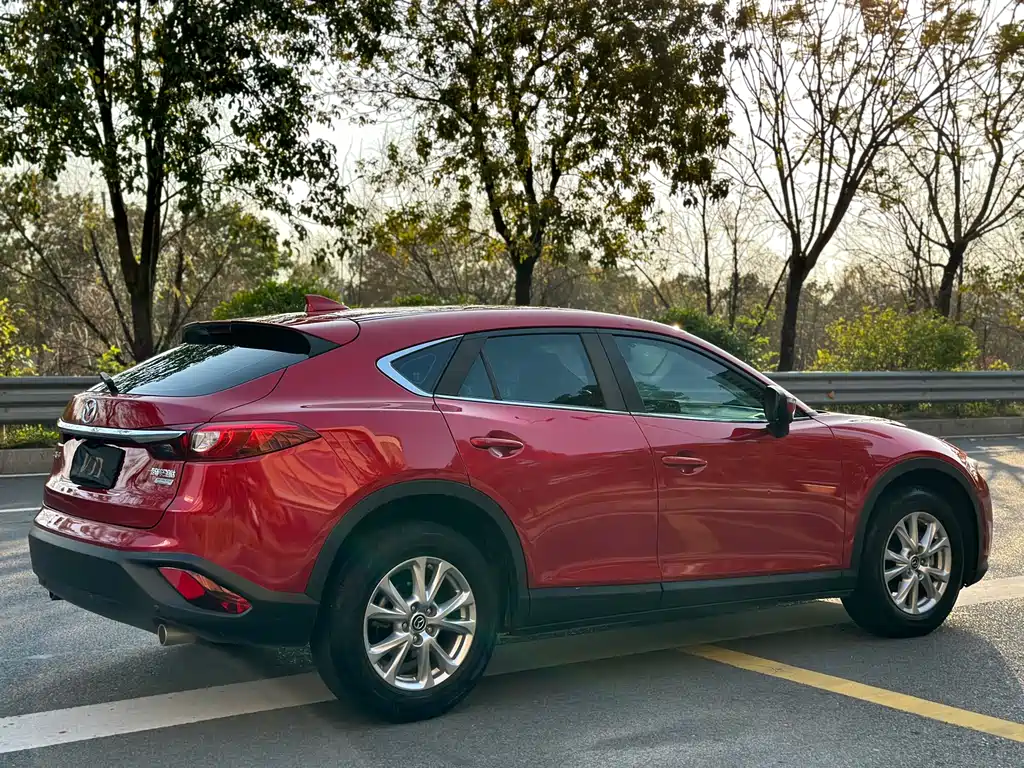MAZDA CX 4