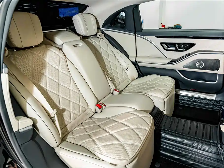 Mercedes-Benz S-Class — миниатюра 22