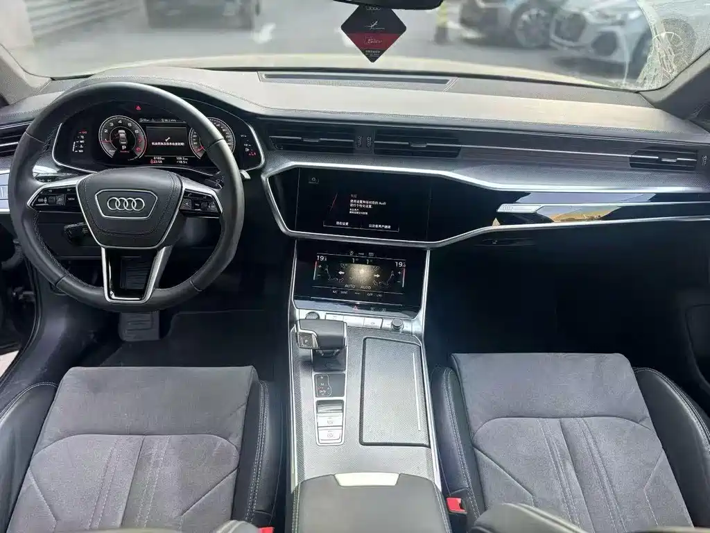 Audi A6L 2024 45 TFSI