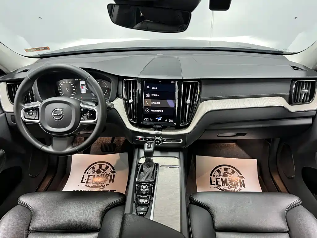 Volvo XC60 — миниатюра 21