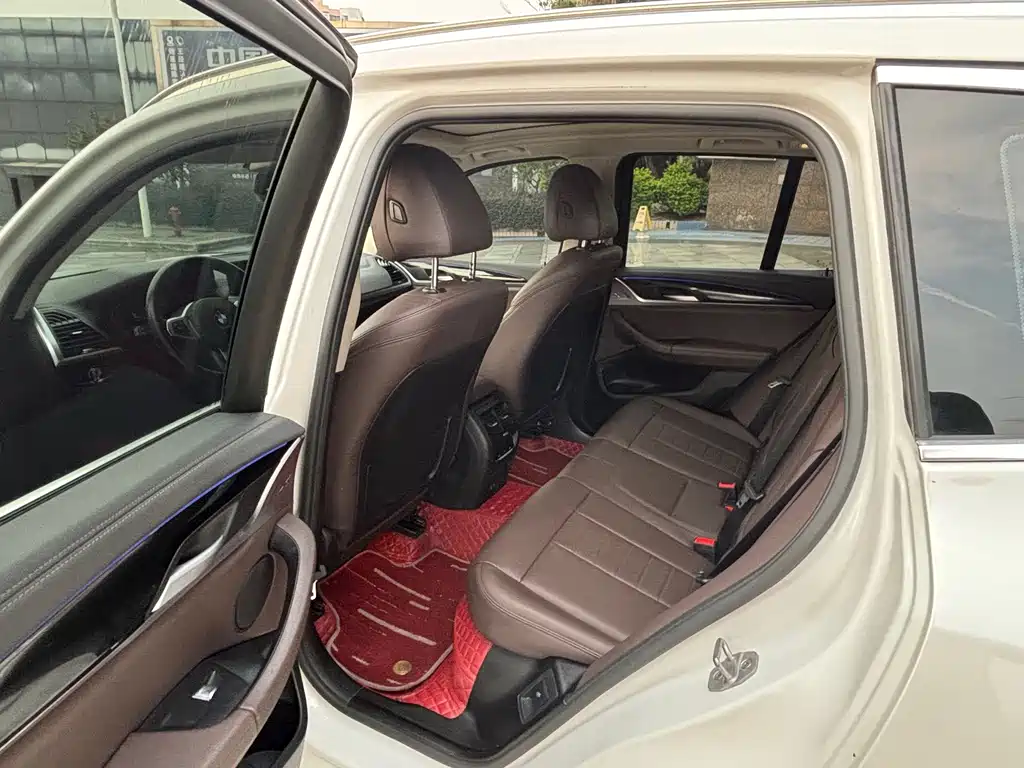 BMW X3 — миниатюра 8