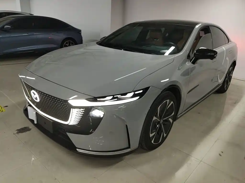 Mazda EZ-6 — миниатюра 2