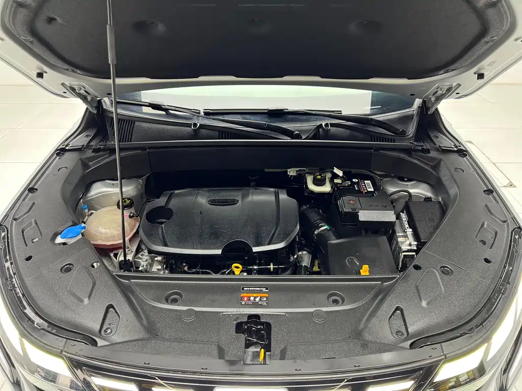 Geely Boyue L — миниатюра 22