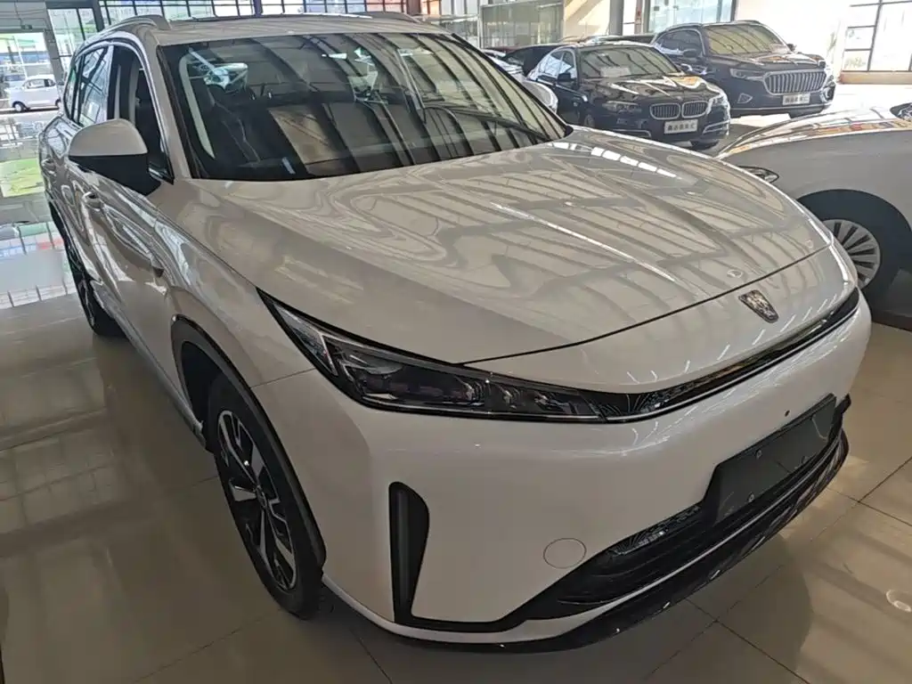 Roewe D5X DMH — миниатюра 4