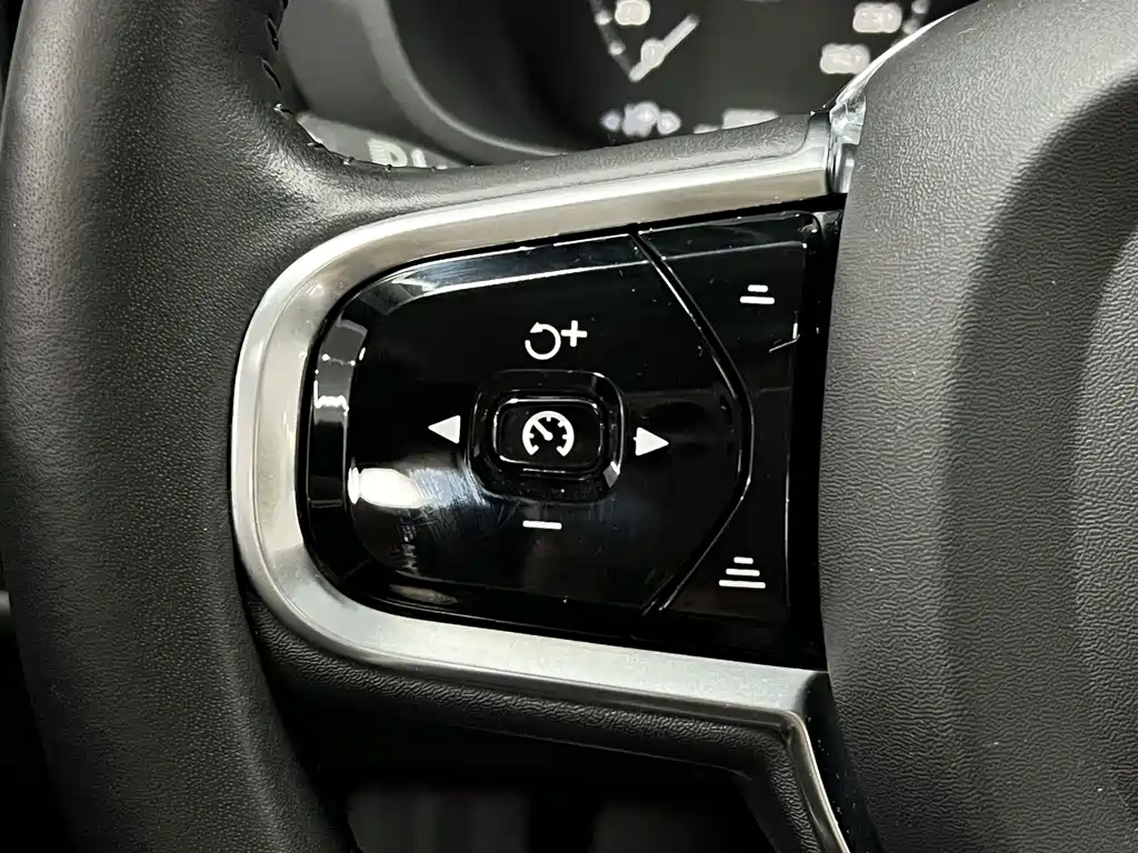 Volvo XC60 — миниатюра 31