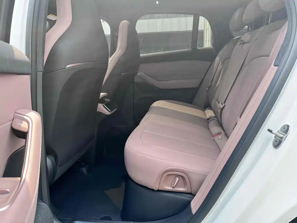 NIO EC6 2023 75kWh