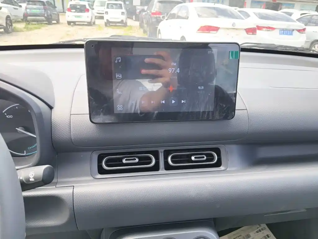 Wuling Hongguang EV — миниатюра 13