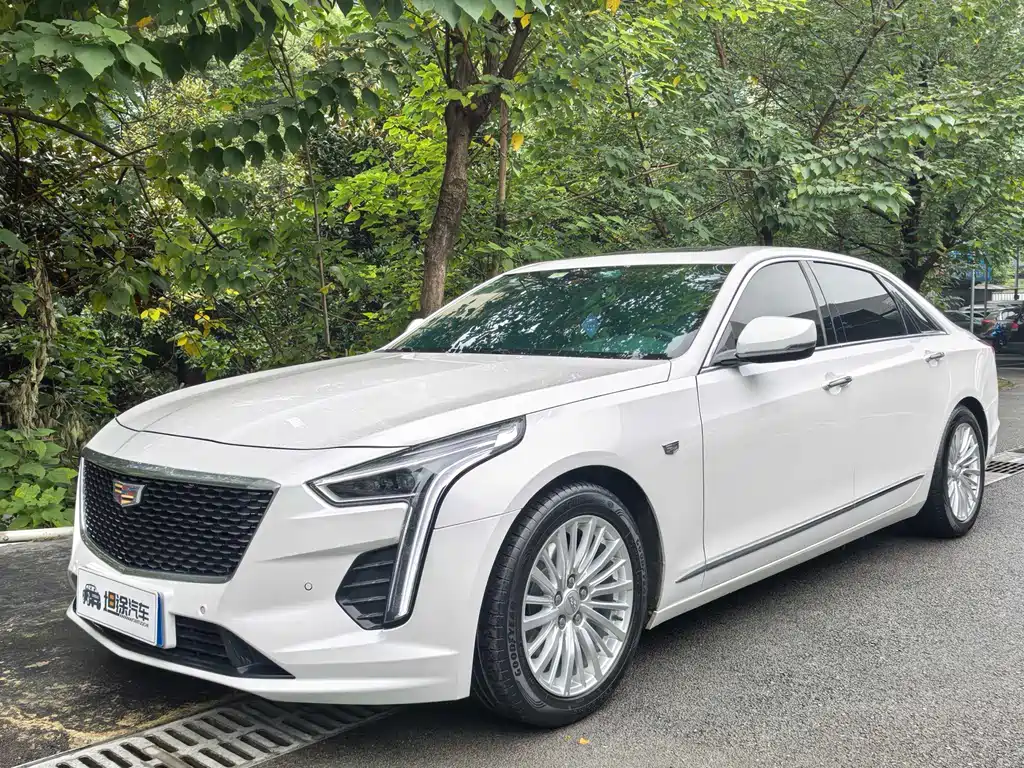 CADILLAC CT6