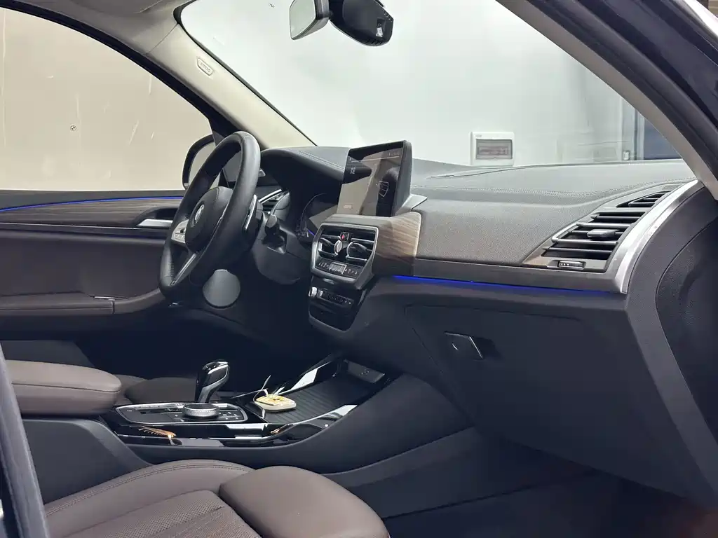 BMW X3 — миниатюра 17