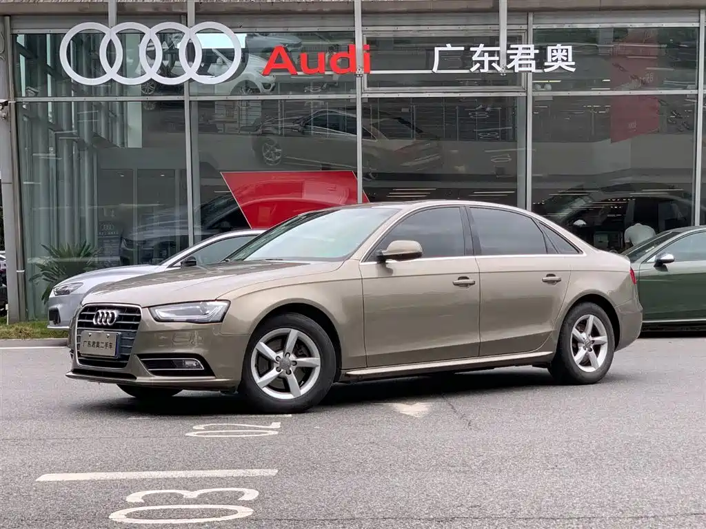 Купить Audi A4L