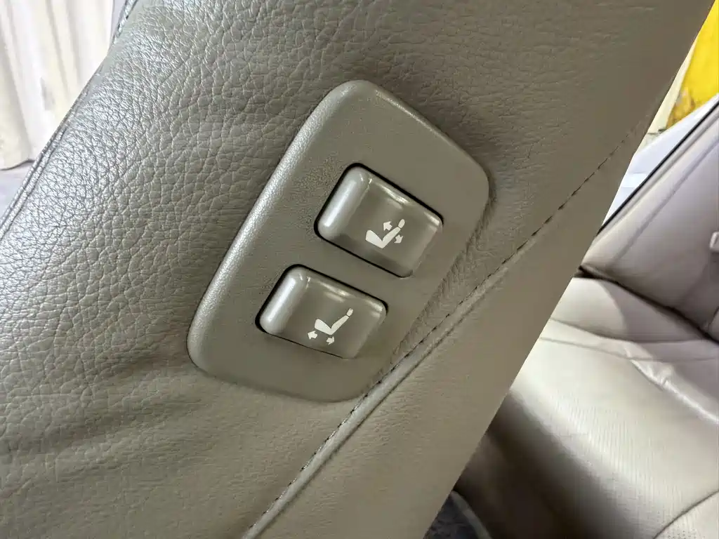 Toyota Camry — миниатюра 15