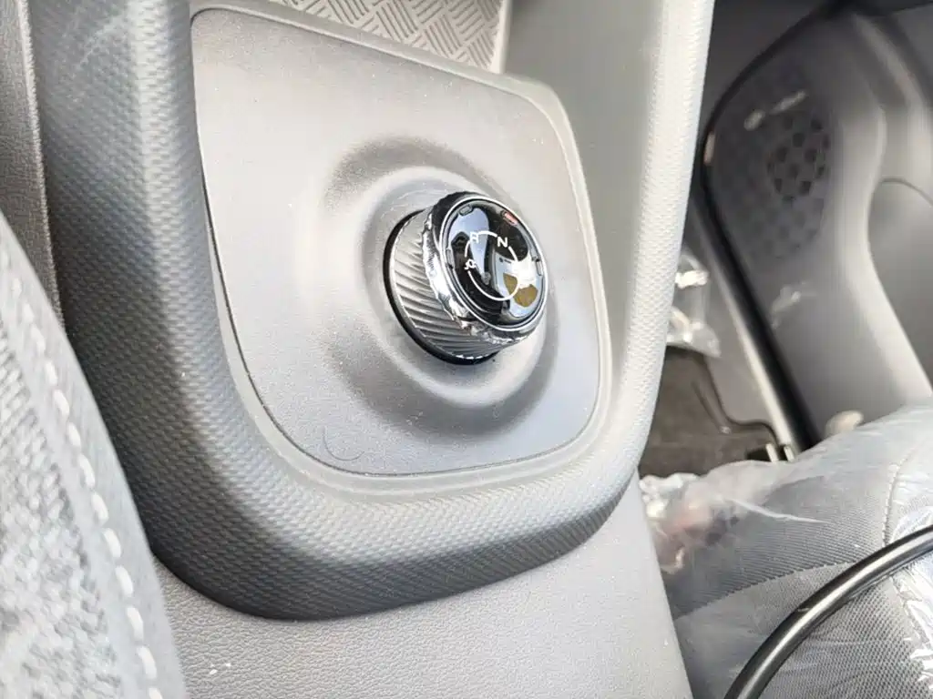 Wuling Hongguang EV — миниатюра 14