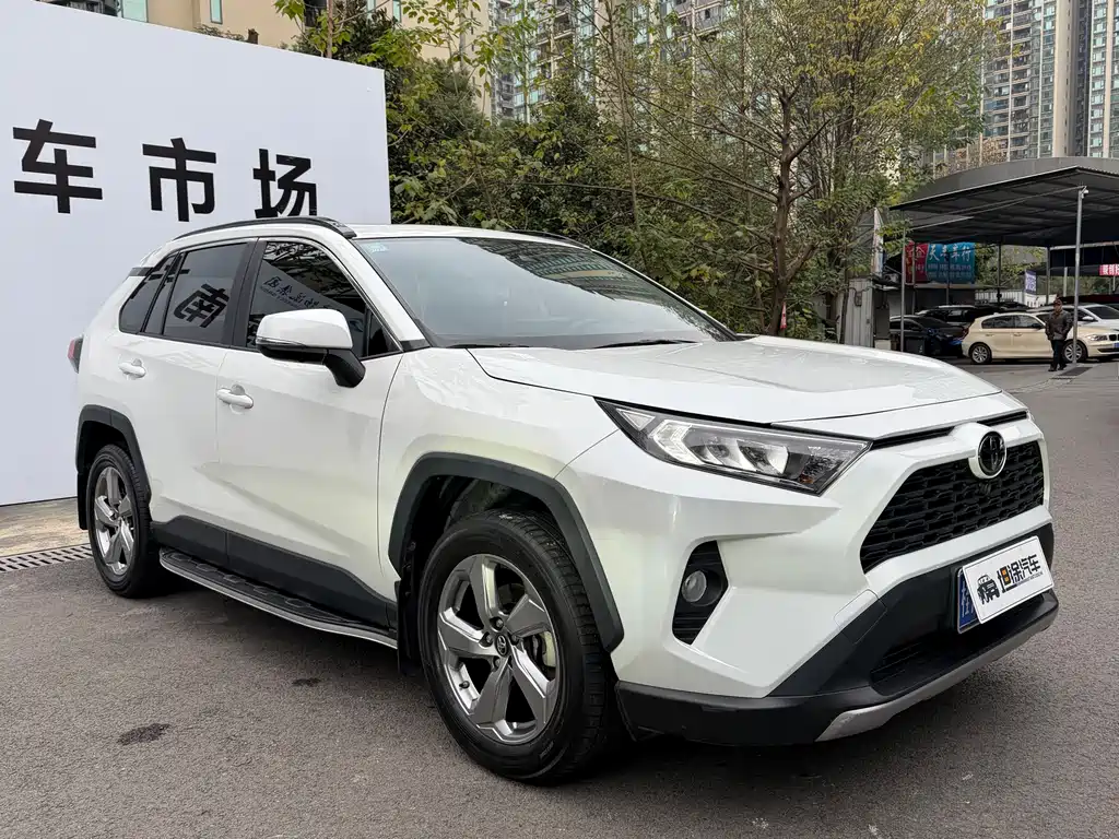 TOYOTA RAV4 RONGFANG
