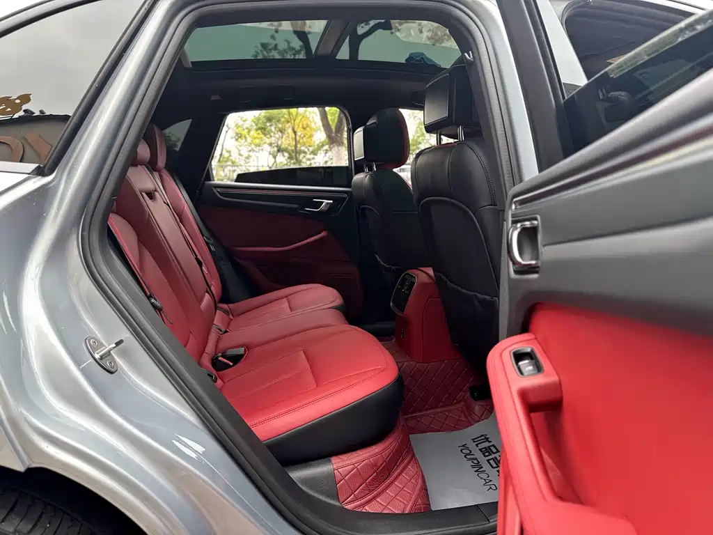 Porsche Macan — миниатюра 25