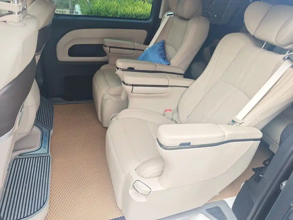 Mercedes-Benz Vito — миниатюра 18