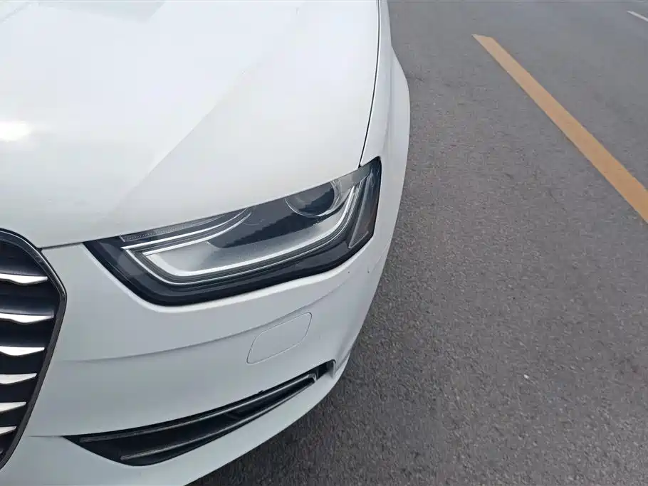 Audi A4L 2013 35 TFSI AT