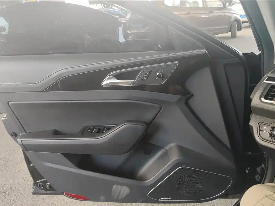 Hongqi H5 2019 30TD