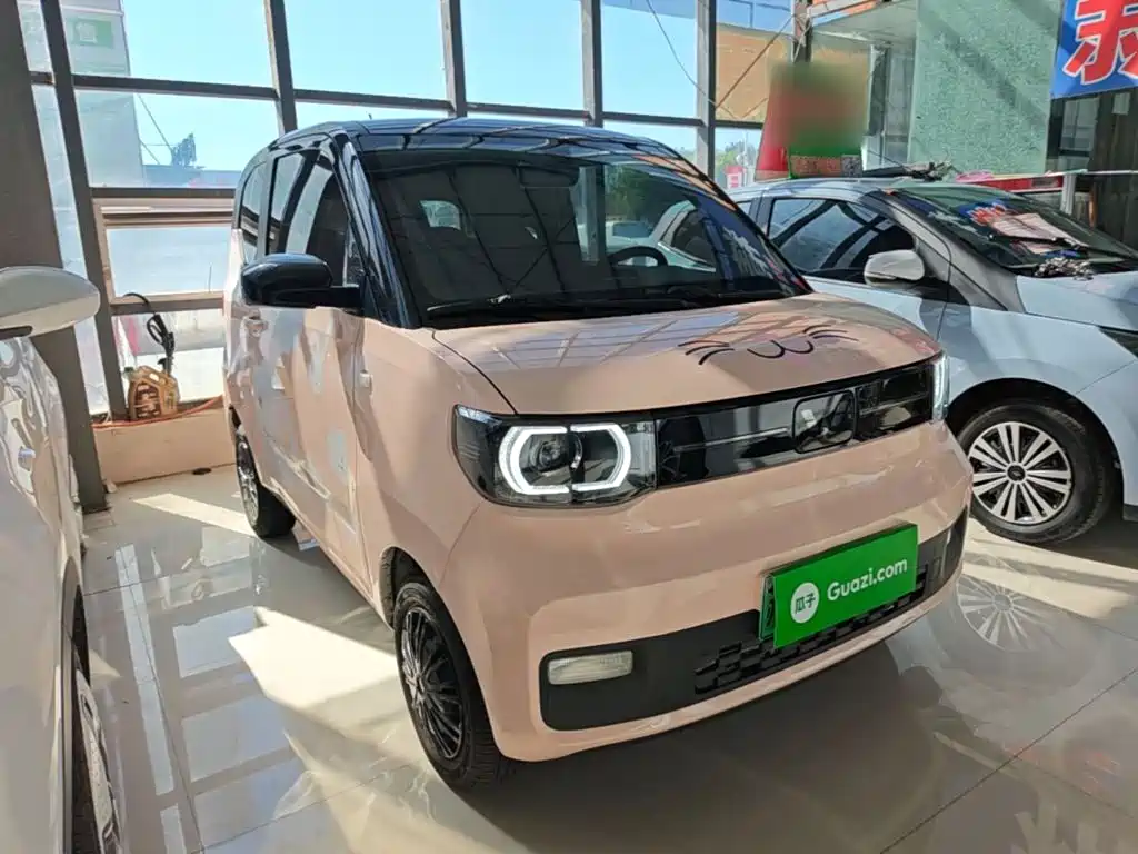 Wuling Hongguang Mini EV 2022 — фото 3