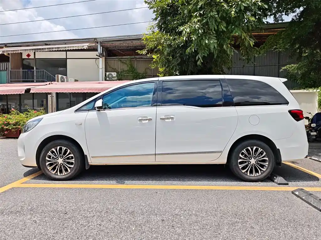 Buick GL8 2022 652T Luxury