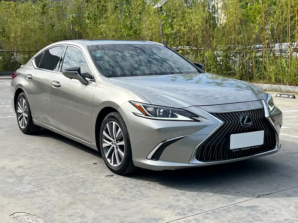 Lexus ES — миниатюра 3