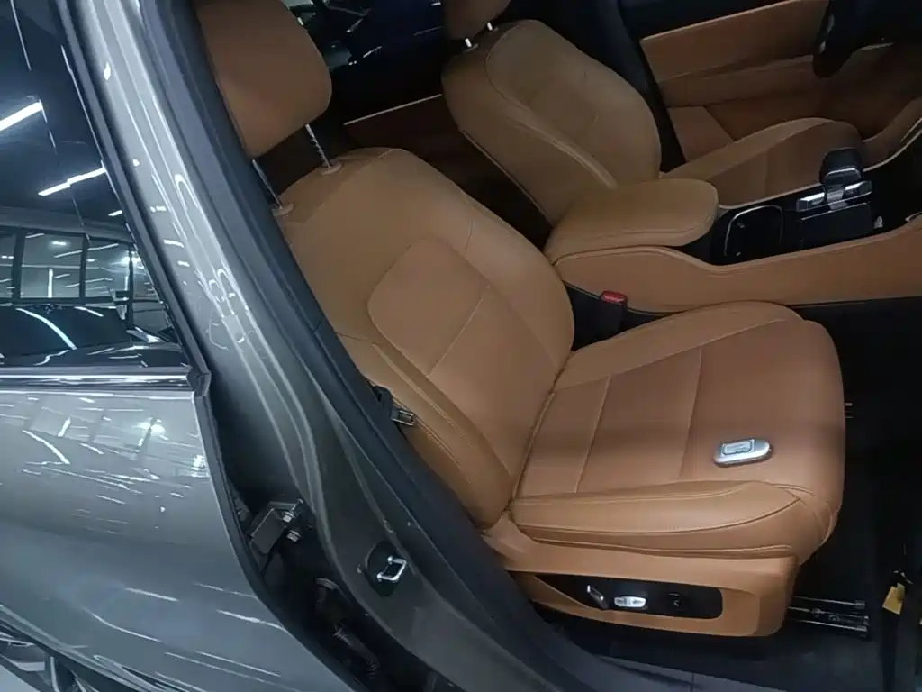Li Auto Li ONE — миниатюра 25