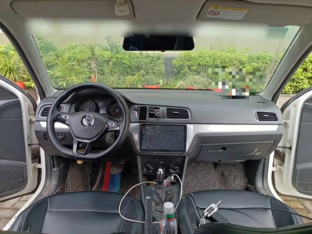 Volkswagen Lavida — миниатюра 5