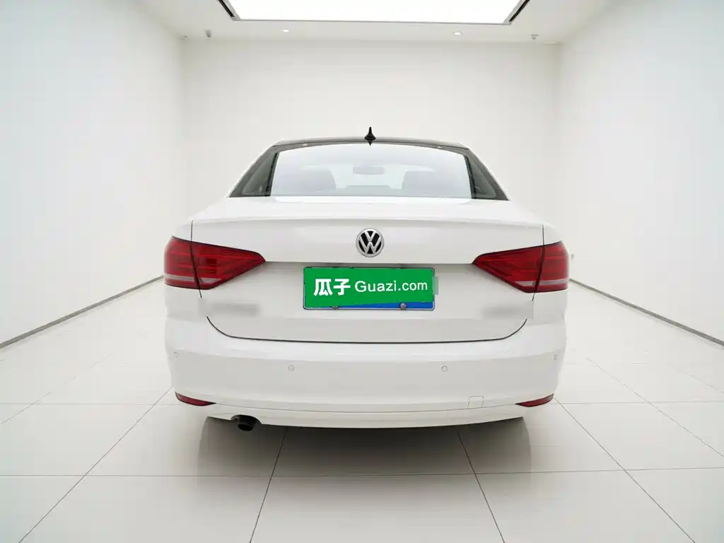 Volkswagen Lavida — миниатюра 5