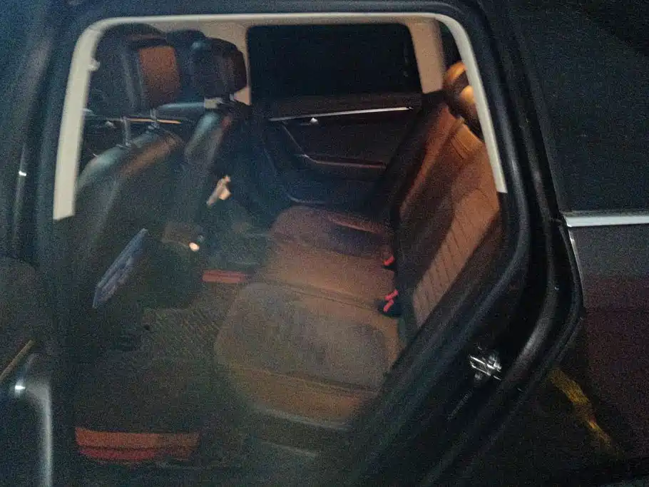 Volkswagen Magotan (Import) — миниатюра 11