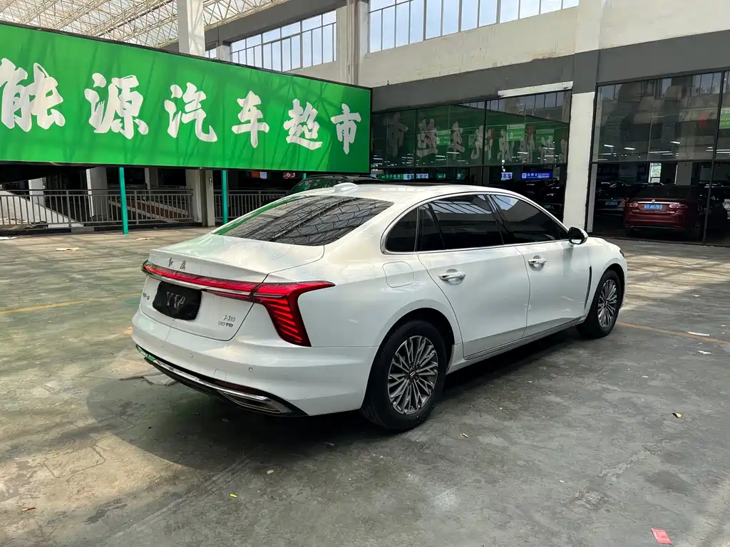 Hongqi Hongqi H5 — миниатюра 9