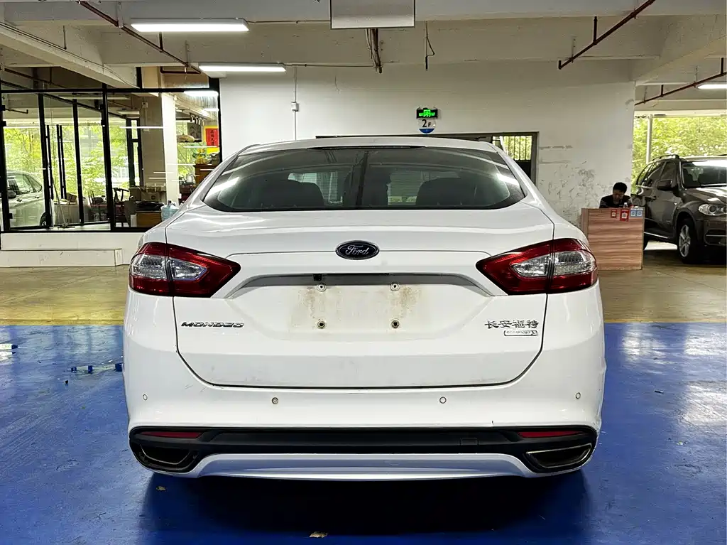 Ford Mondeo — миниатюра 5